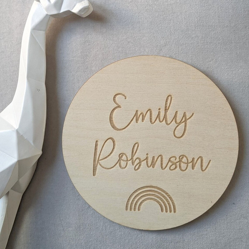 Engraved wood Nursery name sig - Baby Nursery Name Wall Art recensie en prijs