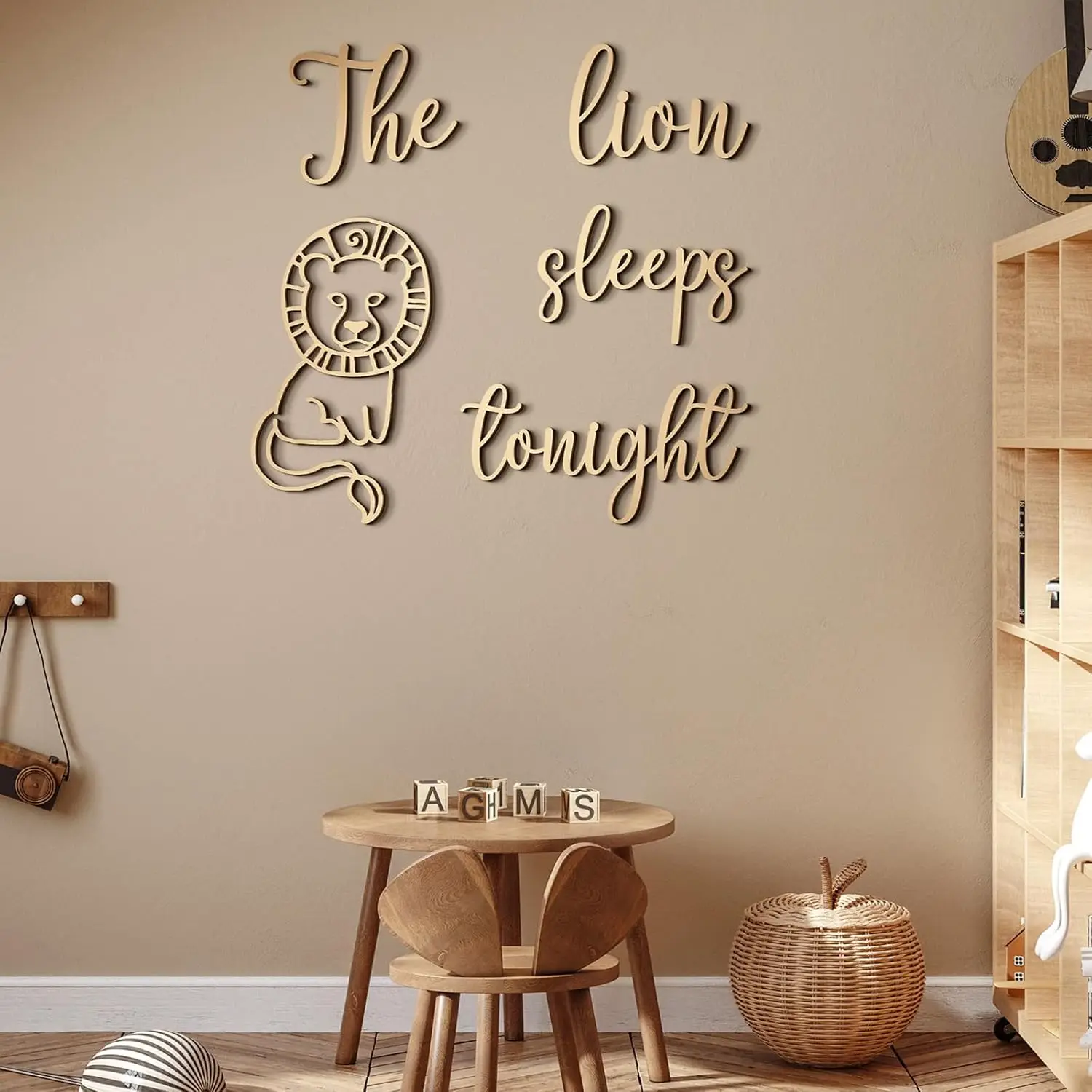 The Lion Sleeps Tonight Wooden - Baby Nursery Jungle Theme recensie en prijs